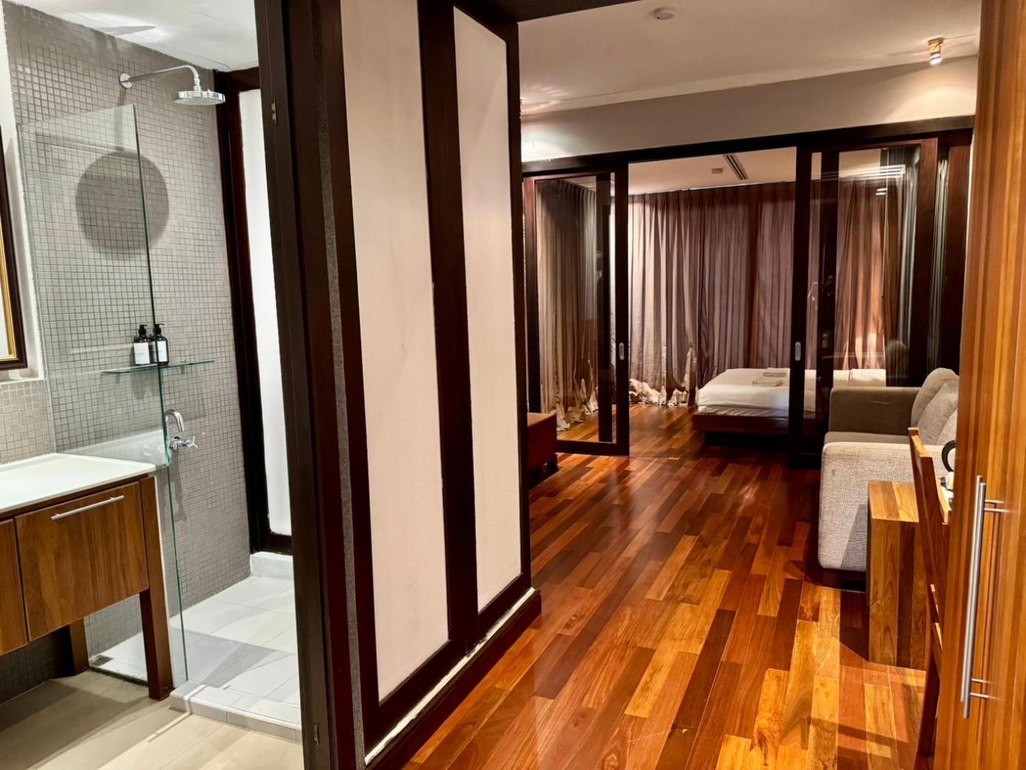 בנגקוק Wish Inn Silom - วิช อินน์ สีลม X מראה חיצוני תמונה