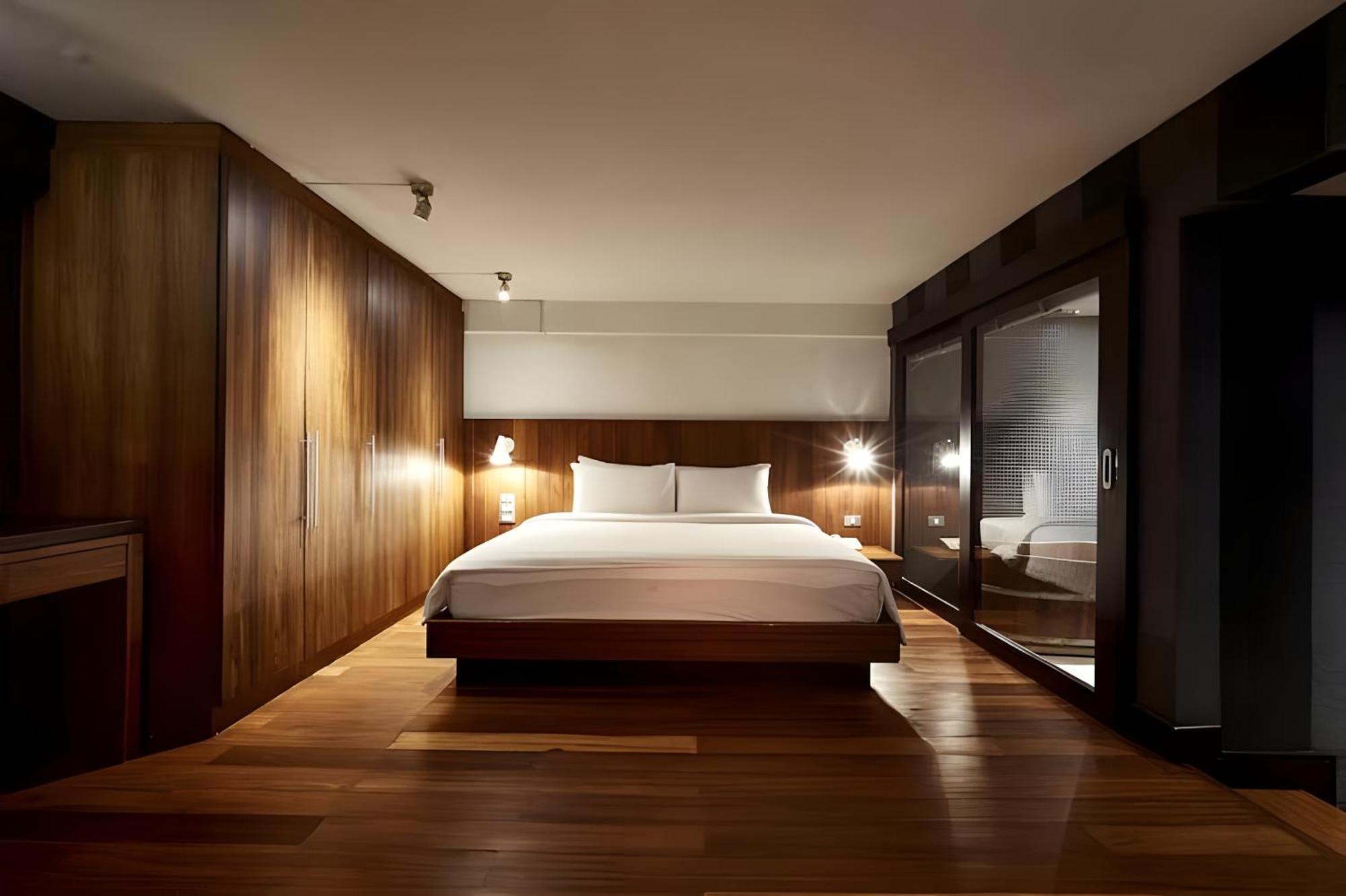 בנגקוק Wish Inn Silom - วิช อินน์ สีลม X מראה חיצוני תמונה